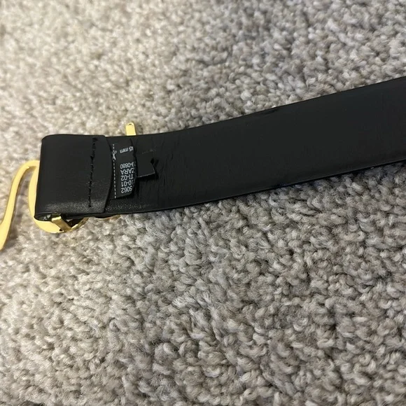 ZARA Belt with Gold 'Love' Buckle - Picture 7 of 9